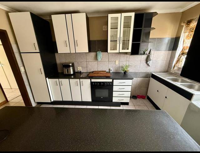 3 BEDROOM HOUSE FOR SALE IN THE REEDS
